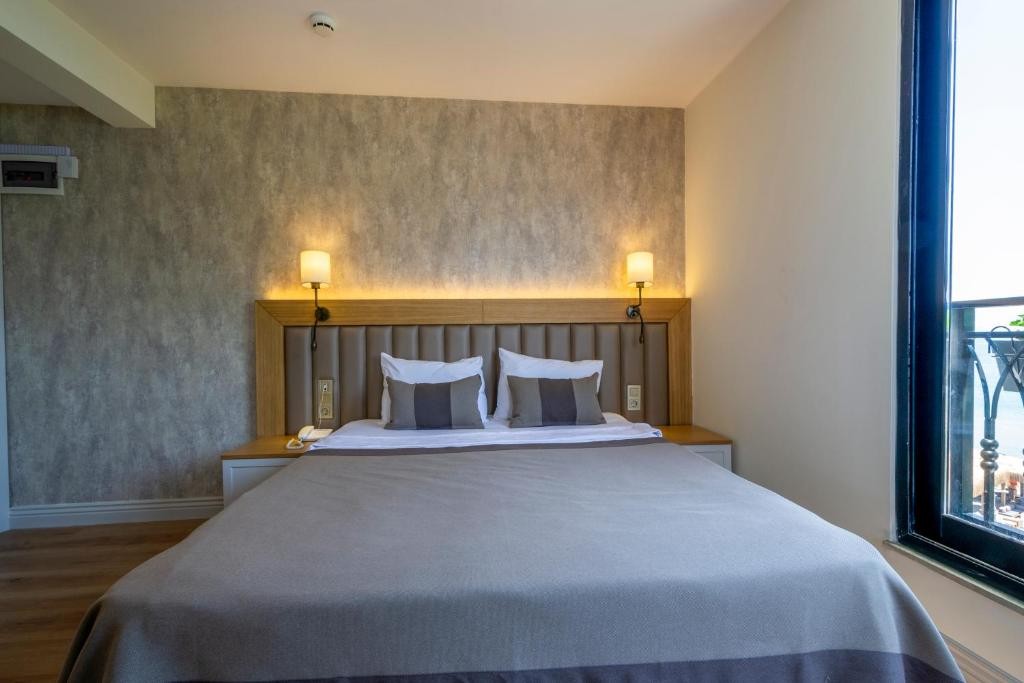 De'Manor Boutique Hotel