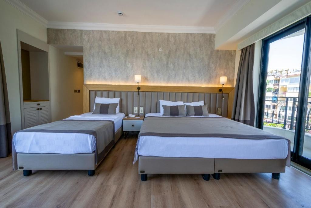 De'Manor Boutique Hotel