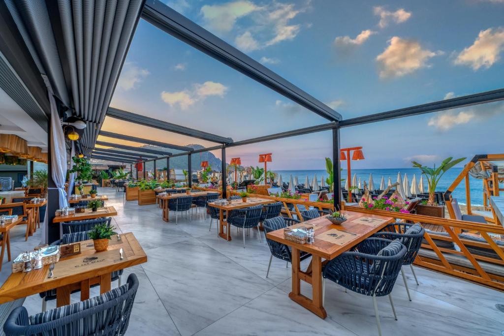 Royalisa Palmiye Beach