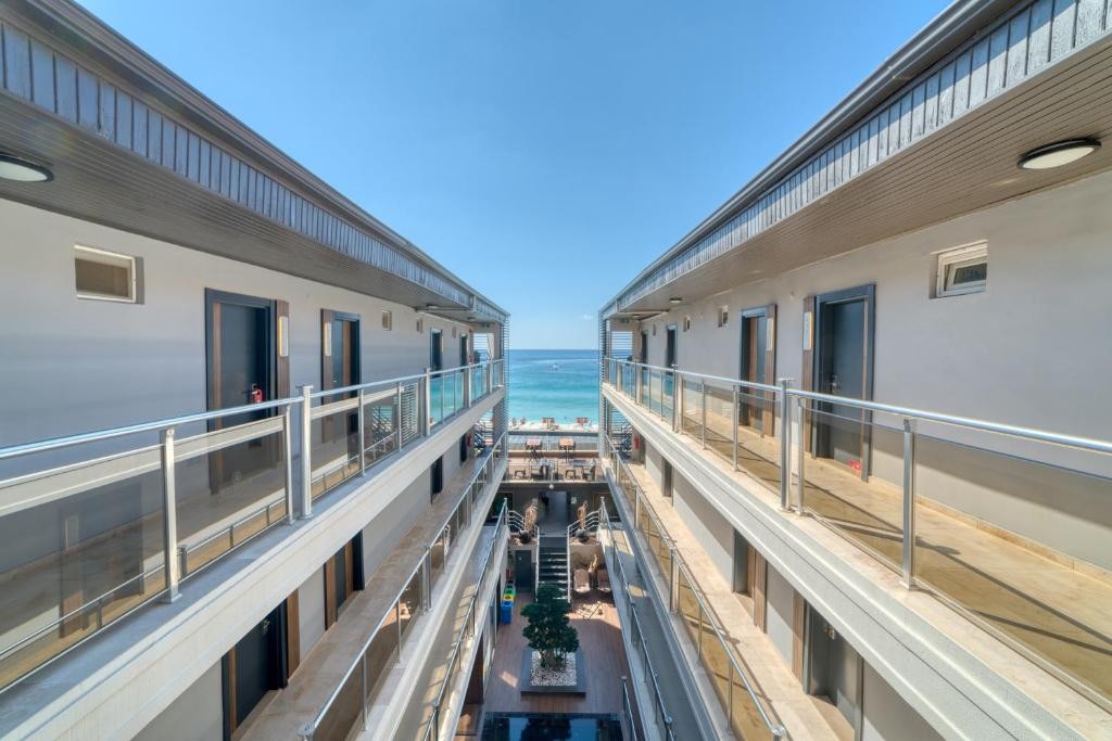 Royalisa Palmiye Beach