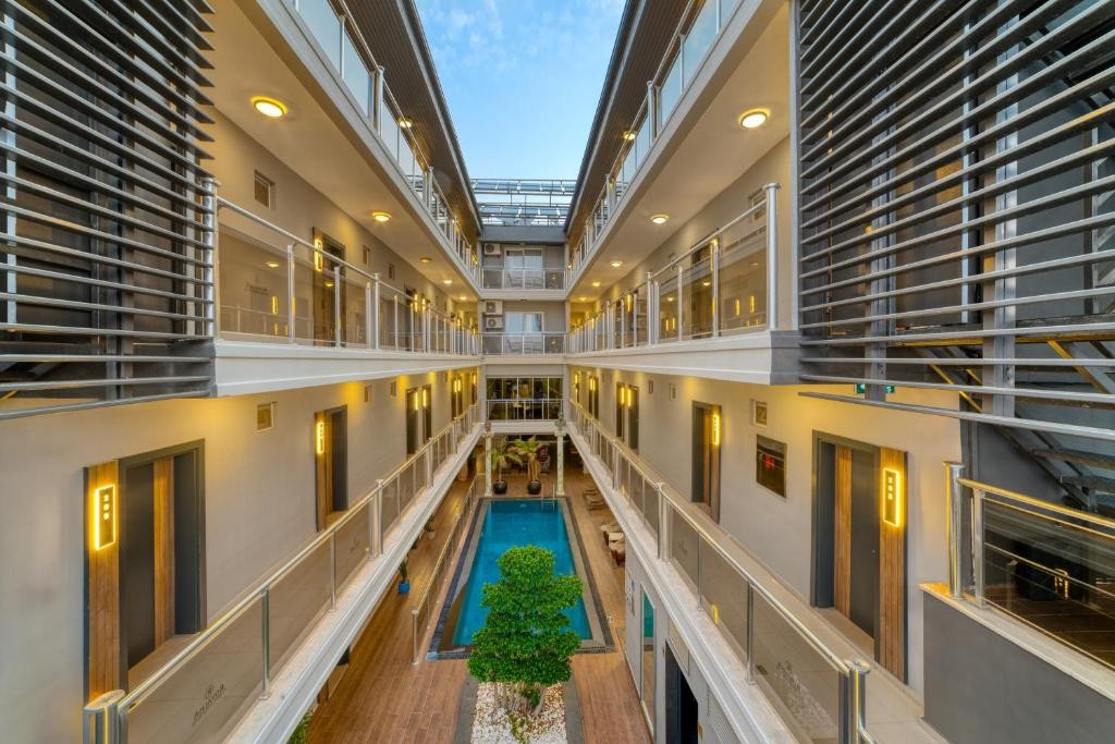 Royalisa Palmiye Beach