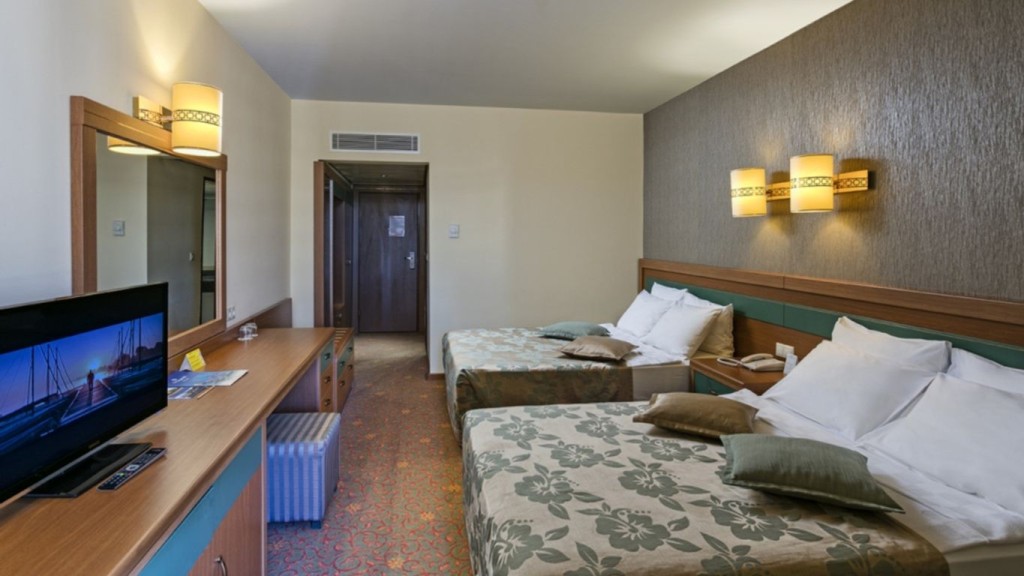 Ozkaymak Incekum Hotel