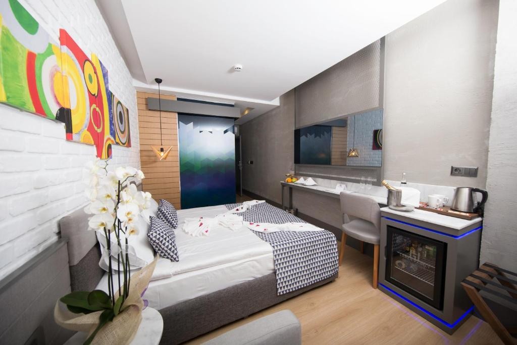 Laren Family Hotel & Spa - Boutique Hotel