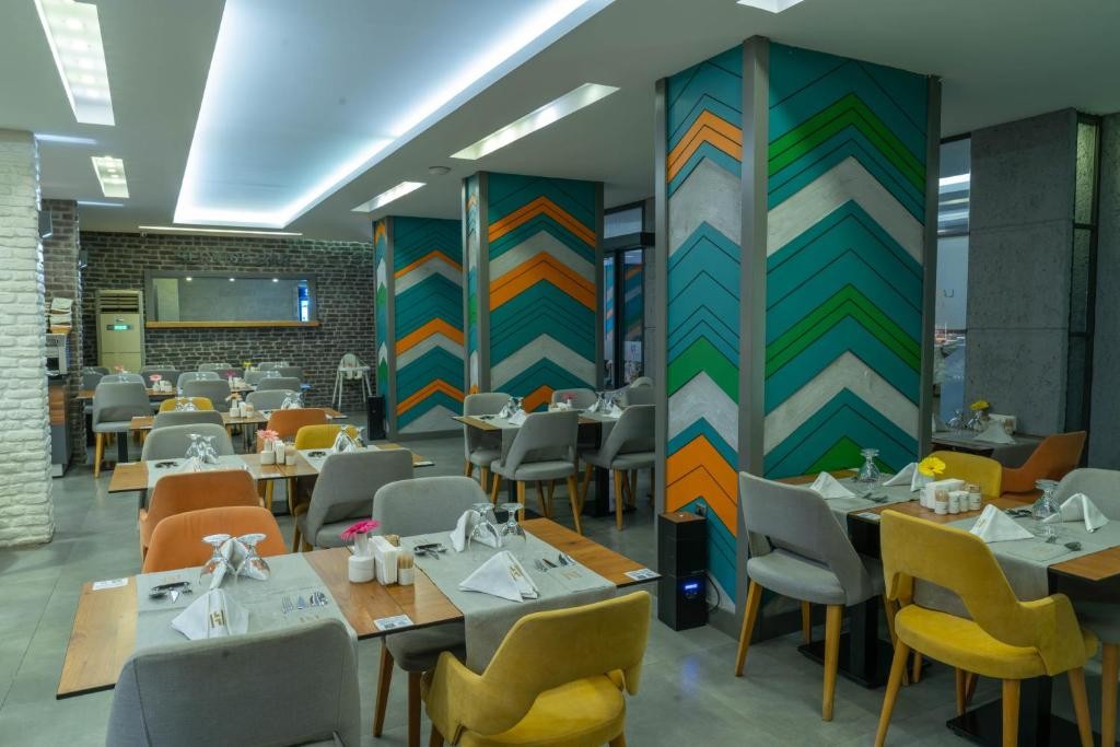 Laren Family Hotel & Spa - Boutique Hotel