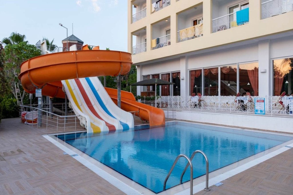 Pine House Hotel - All Inclusive