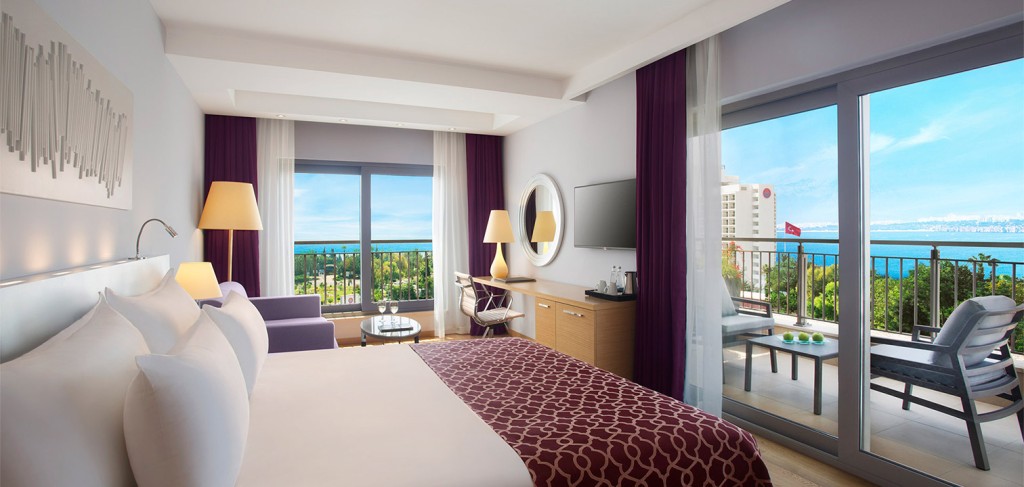 Akra V Hotel