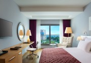 Akra V Hotel