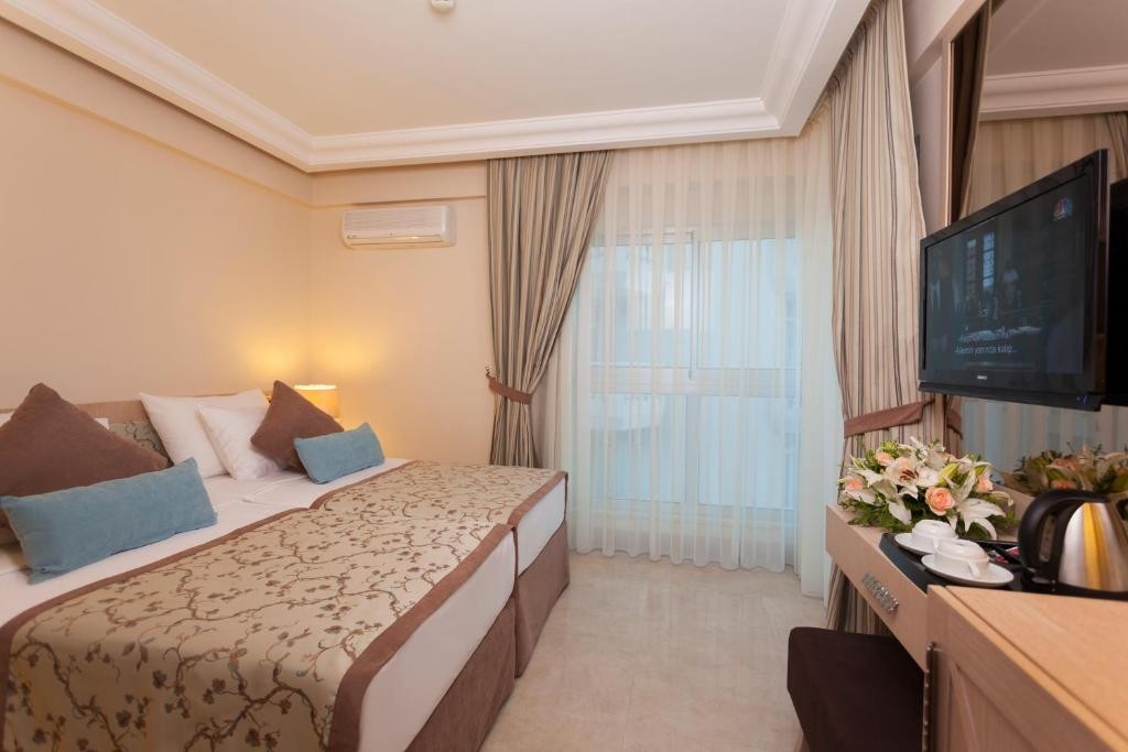 Xperia Saray Beach Hotel - All Inclusive – хотел в Алания, Турция