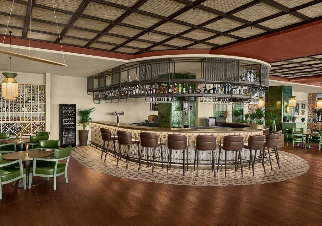 Akra Hotel