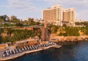Akra Hotel