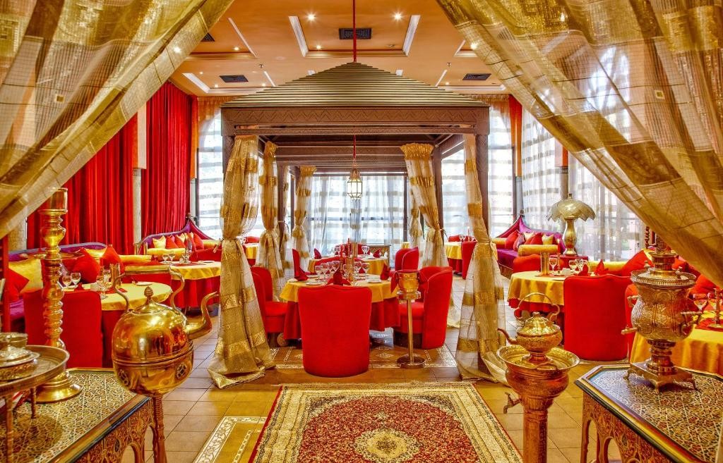 Royal Mirage Deluxe Hotel
