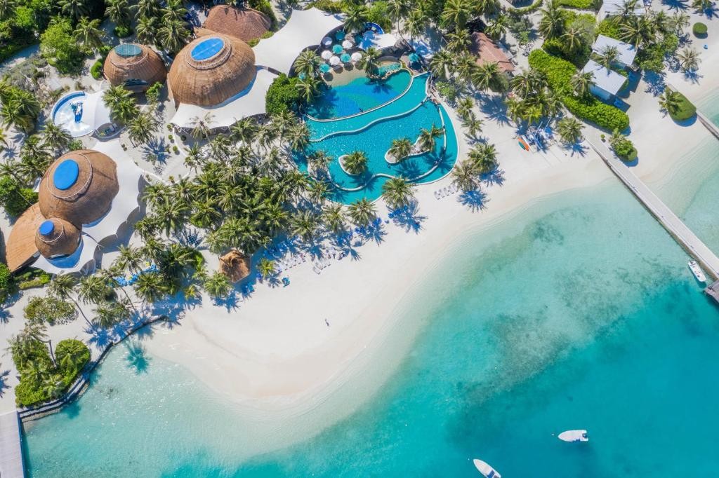 HOLIDAY INN KANDOOMA MALDIVES