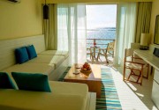 HOLIDAY INN KANDOOMA MALDIVES