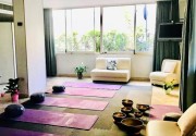 AURA LIVING HOTEL