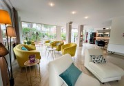 AURA LIVING HOTEL