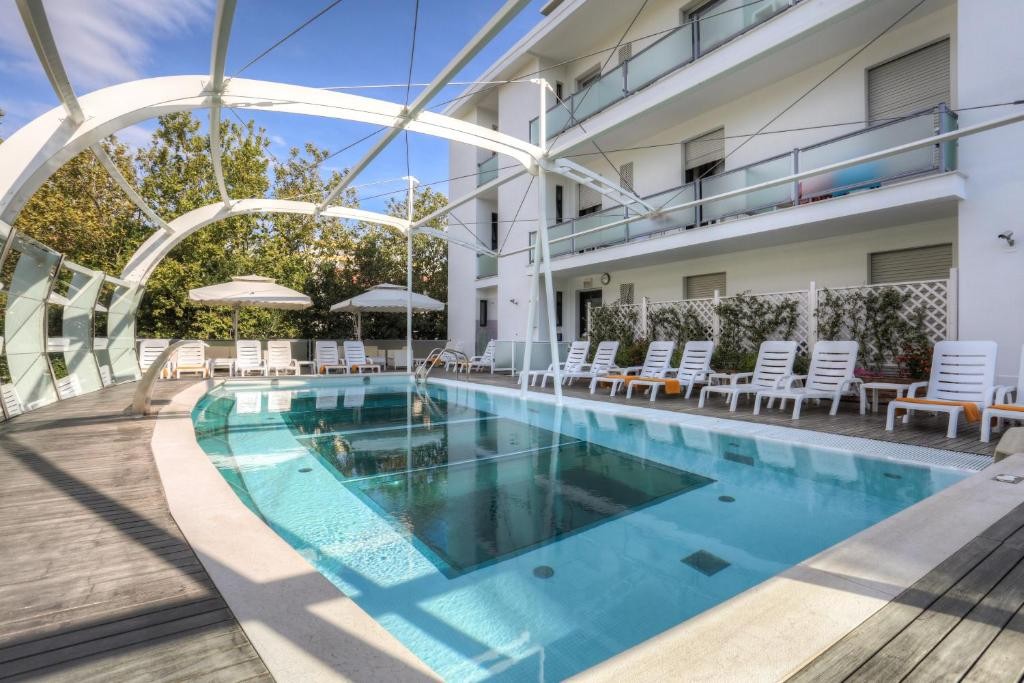 HOTEL BOEMIA