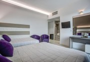 HOTEL BOEMIA
