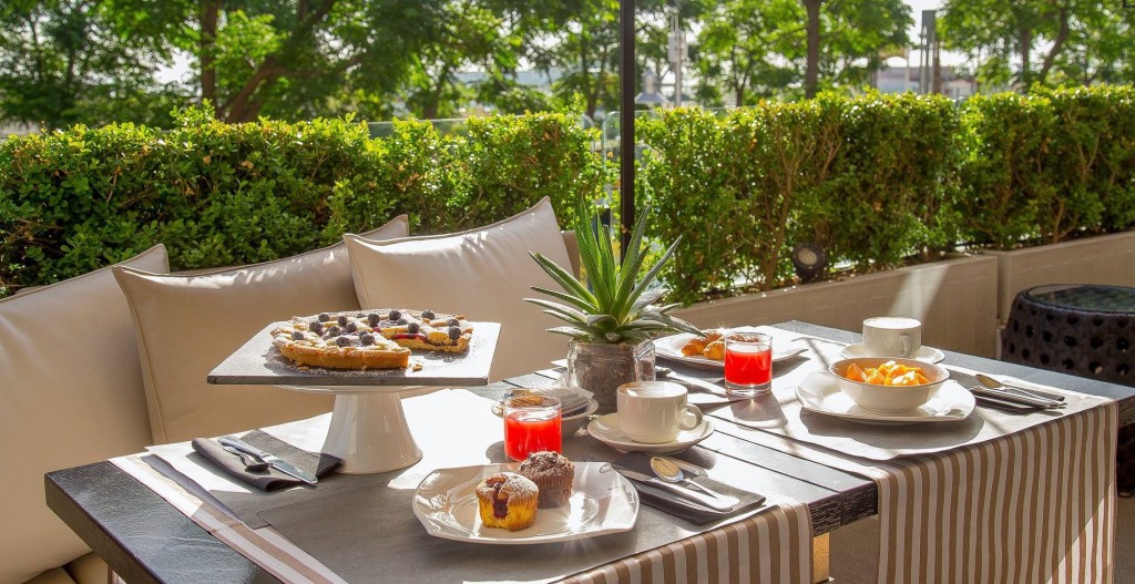 HOTEL LUNGOMARE