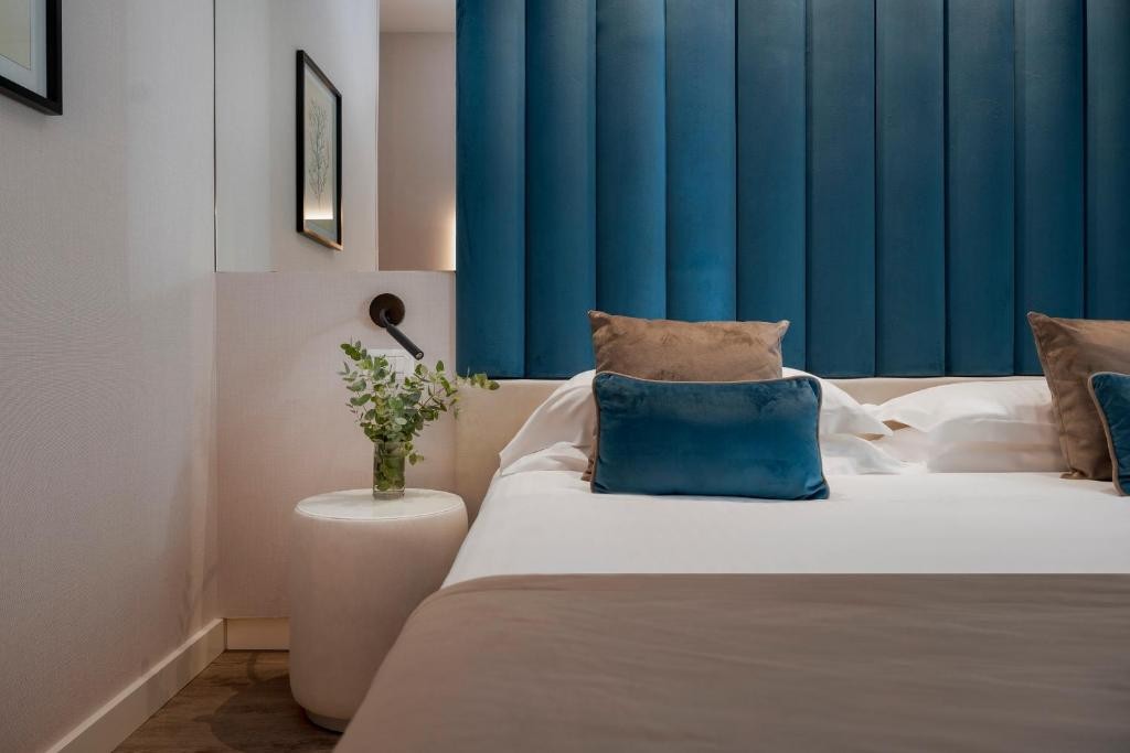 HOTEL LUNGOMARE
