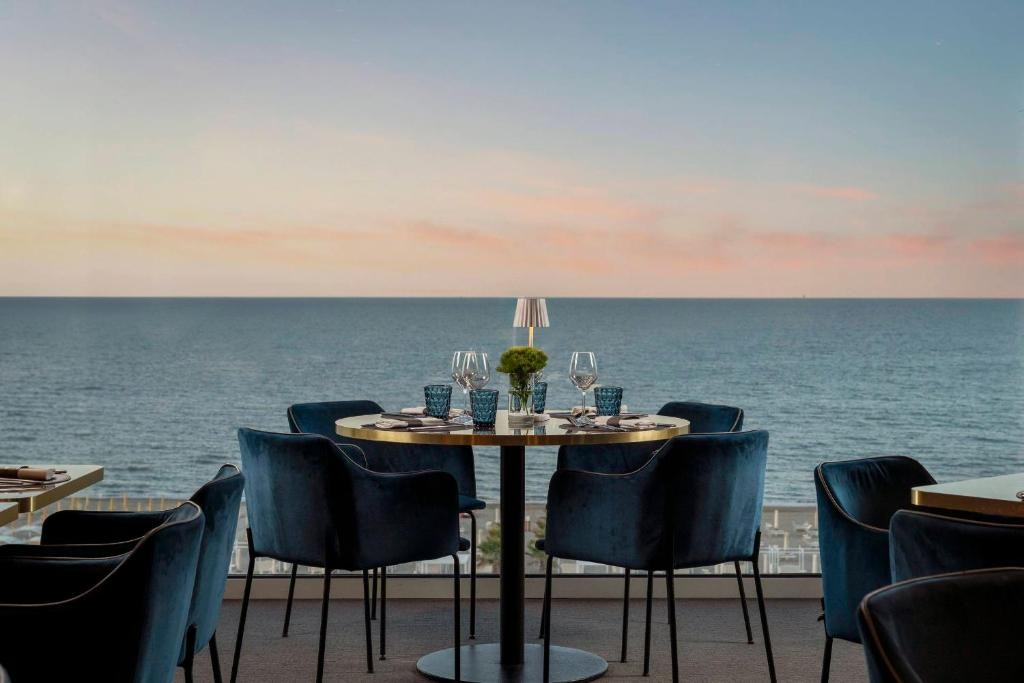 HOTEL LUNGOMARE