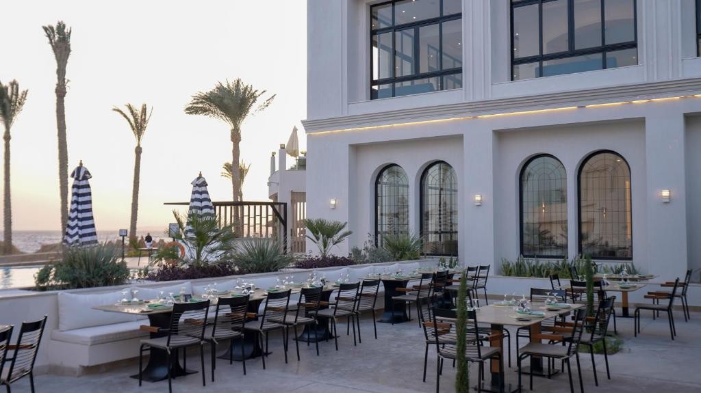 POSH CLUB SUNRISE REMAL BEACH