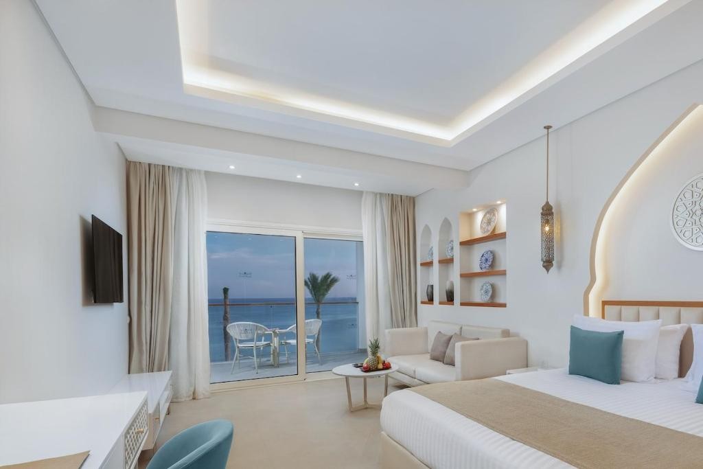 POSH CLUB SUNRISE REMAL BEACH