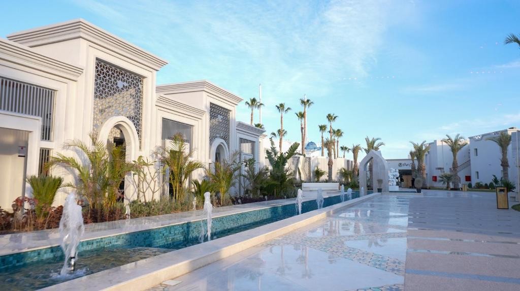 POSH CLUB SUNRISE REMAL BEACH