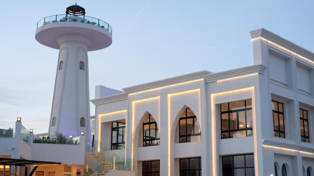 POSH CLUB SUNRISE REMAL BEACH