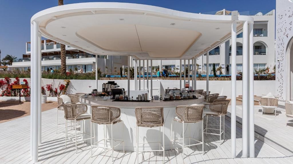 POSH CLUB SUNRISE REMAL BEACH
