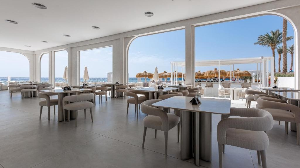 POSH CLUB SUNRISE REMAL BEACH