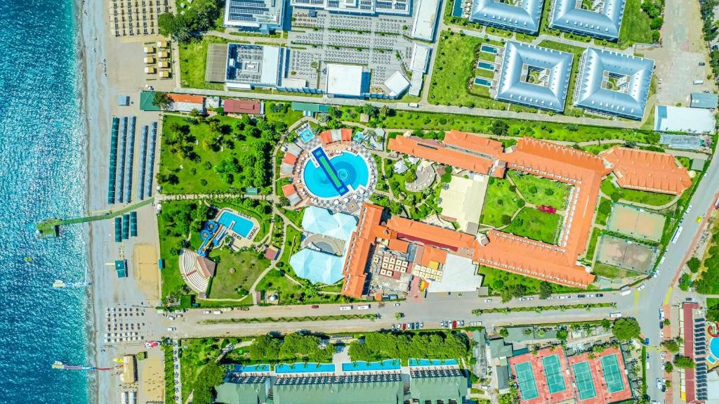 LE JARDIN RESORT (EX.QUEENS PARK LE JARDIN HOTEL)