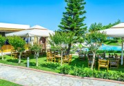 LE JARDIN RESORT (EX.QUEENS PARK LE JARDIN HOTEL)