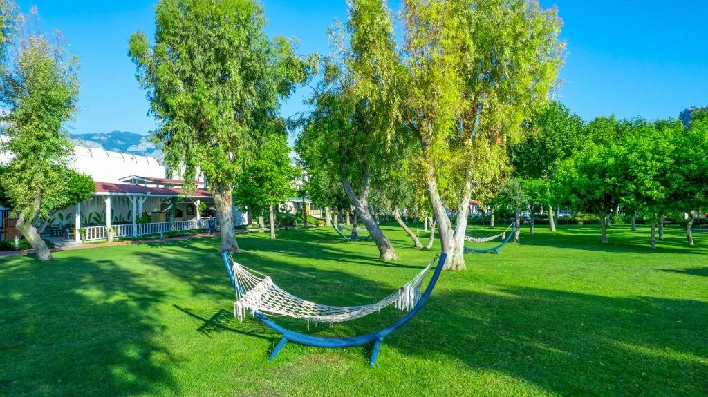 LE JARDIN RESORT (EX.QUEENS PARK LE JARDIN HOTEL)