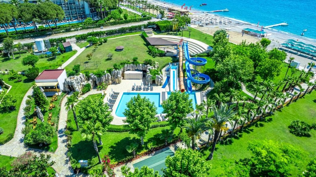 LE JARDIN RESORT (EX.QUEENS PARK LE JARDIN HOTEL)