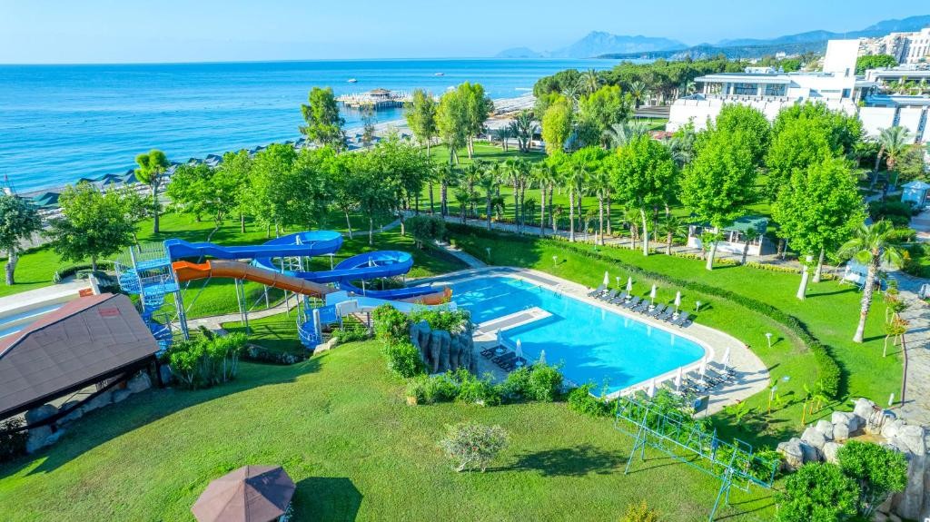 LE JARDIN RESORT (EX.QUEENS PARK LE JARDIN HOTEL)