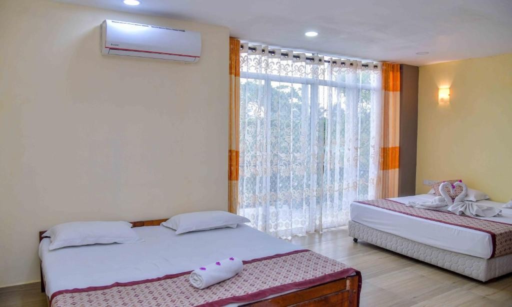 Ceylon Sea Hotel