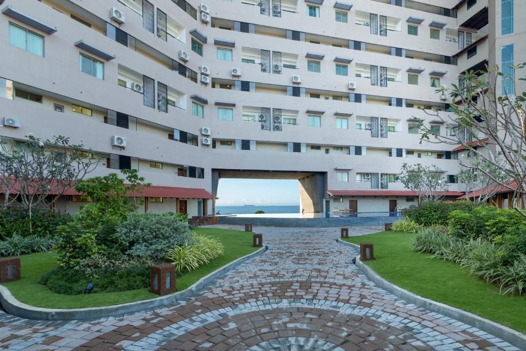 Oceanfront Condominium - Galle