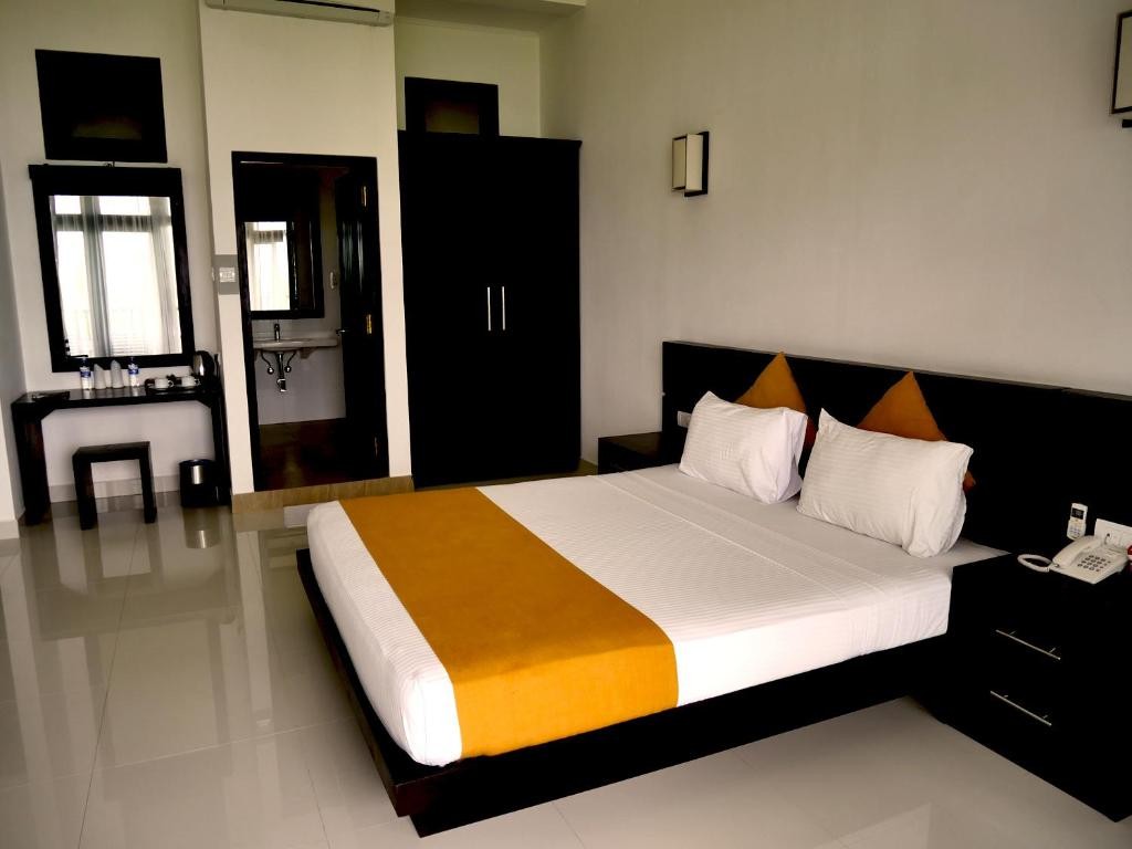 Lagoon Paradise Beach Resort