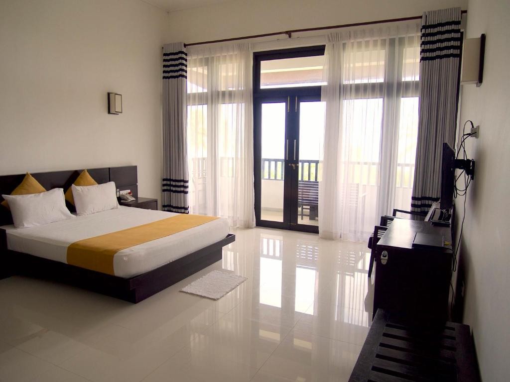 Lagoon Paradise Beach Resort