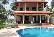 Lanka Beach Bungalows & Villa