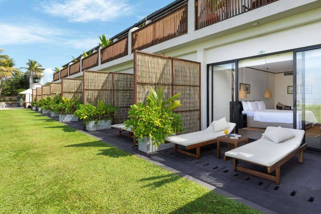 Ekho Surf Hotel
