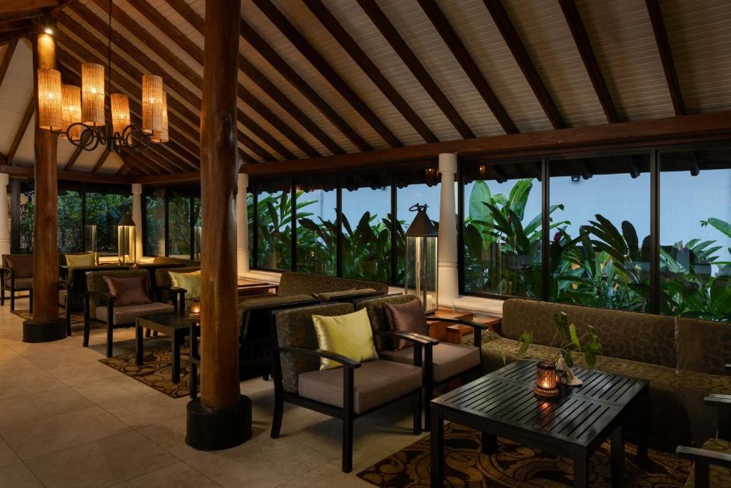 Ekho Surf Hotel