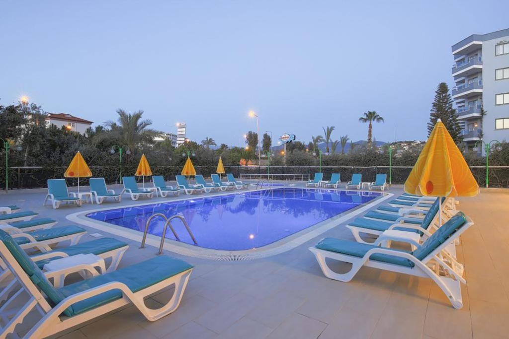 OJI BEACH HOTEL ( EX.OPIA HOTEL)