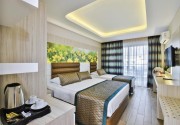 OJI BEACH HOTEL ( EX.OPIA HOTEL)