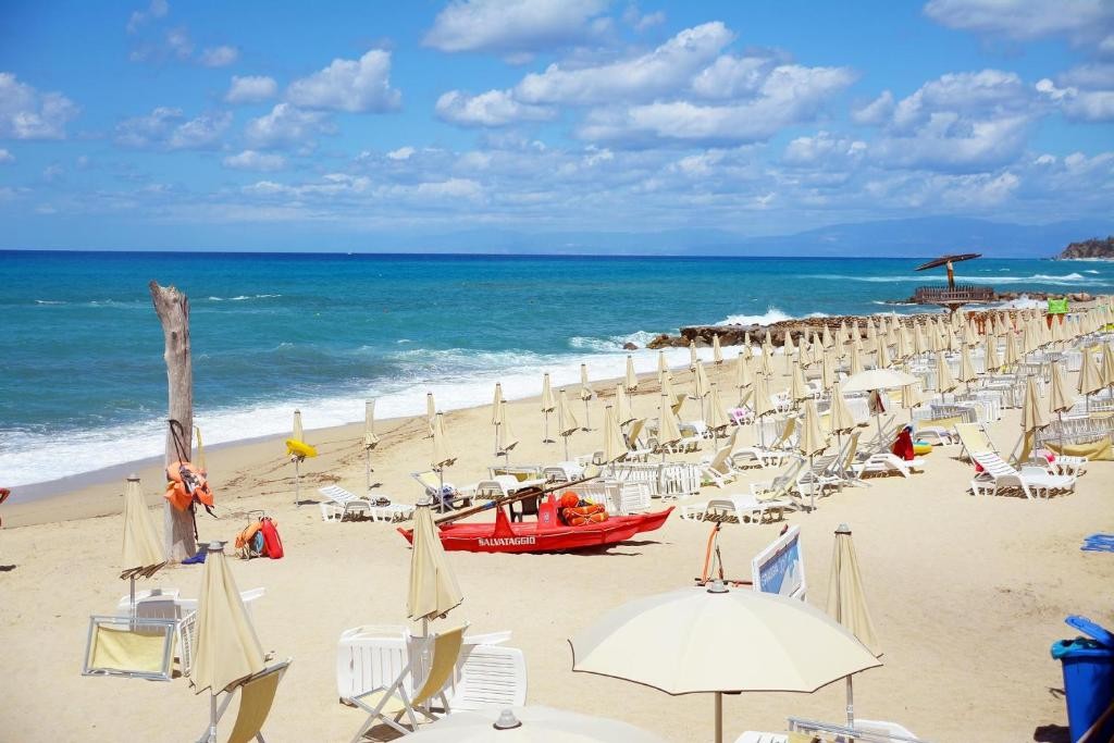 FUTURA STYLE BAIA TROPEA
