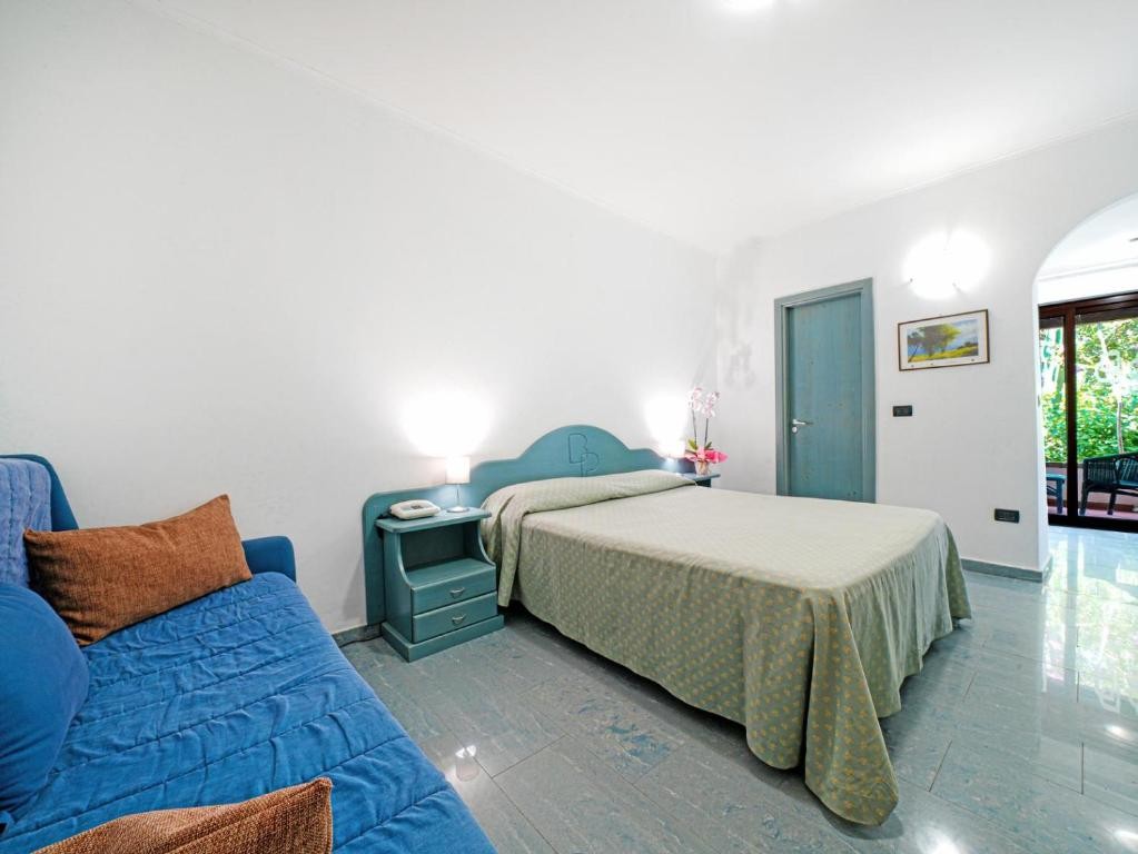 FUTURA STYLE BAIA TROPEA