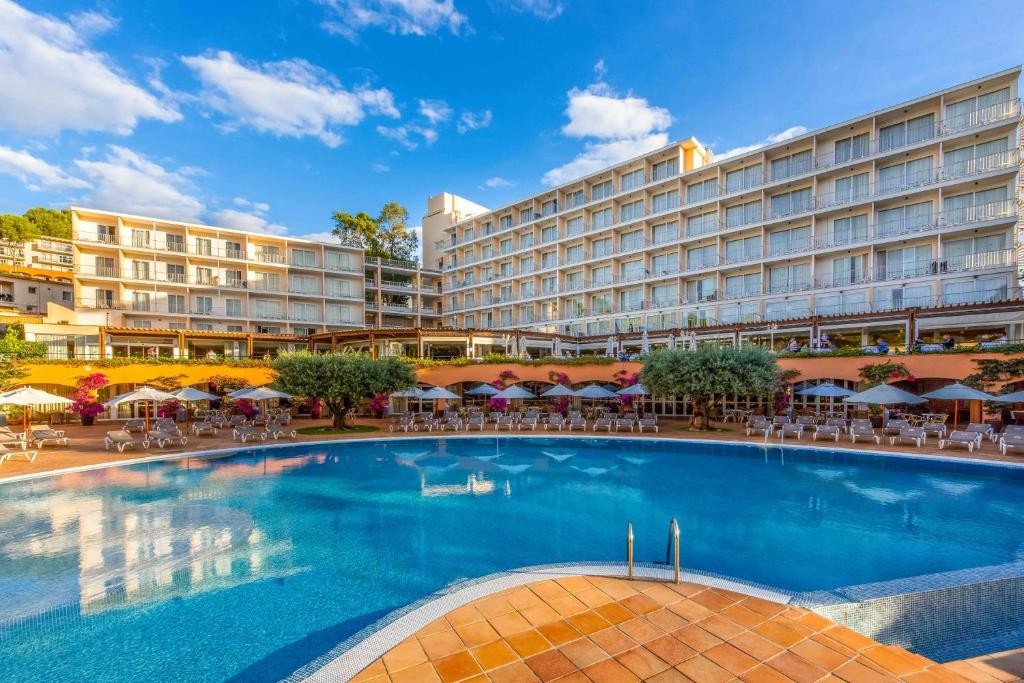 Valentin Grand Park Suite Hotel