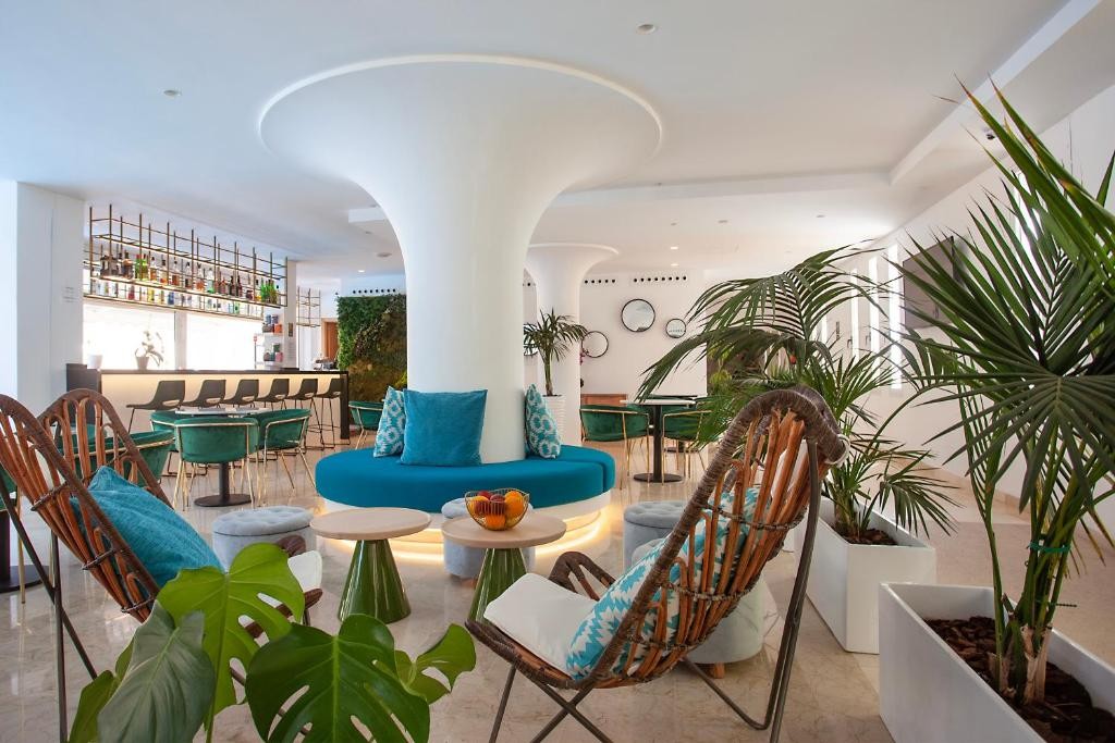 Tora Hotel