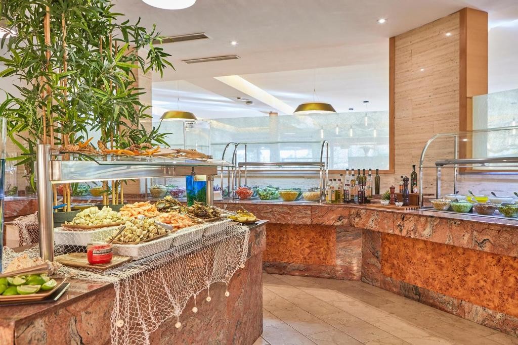 Zafiro Tropic & Spa