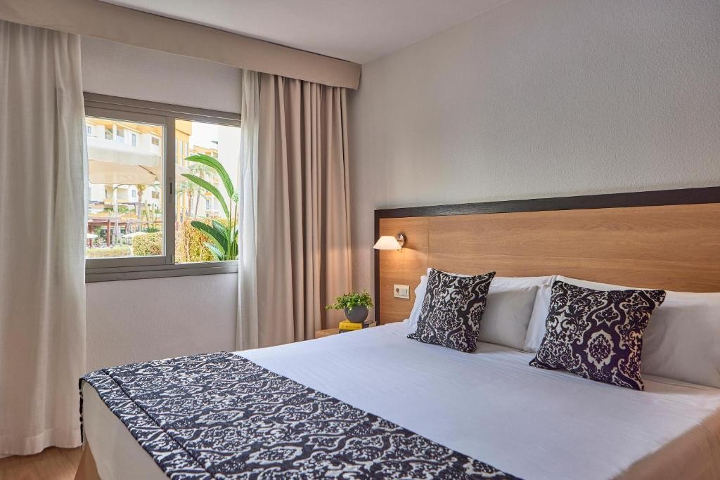 Zafiro Tropic & Spa